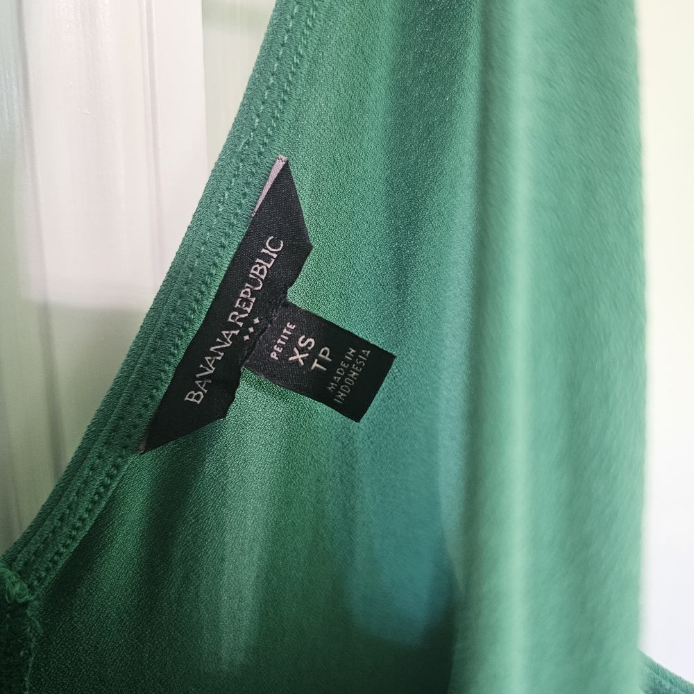 Banana Republic Green Sleeveless V-Neck Dress - Picture 3 of 3